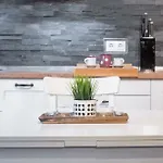 Cute Sunny Kod1 ليوبليانا