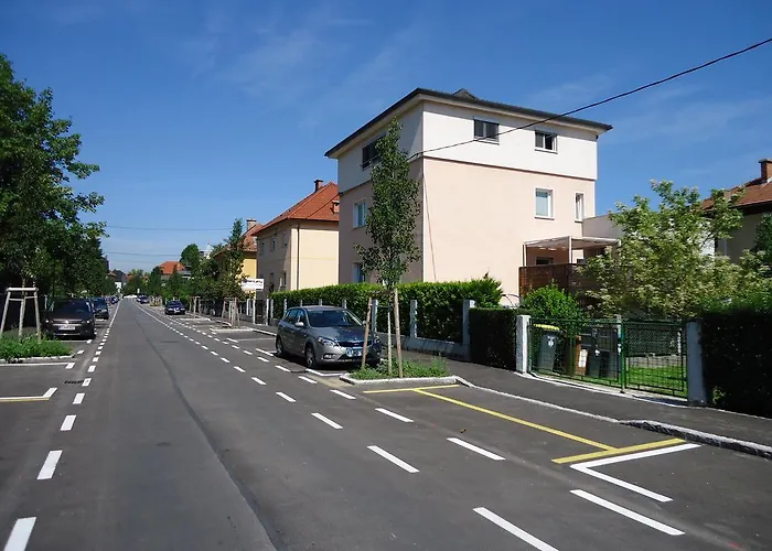 Cute Sunny Kod1 Apartamento *