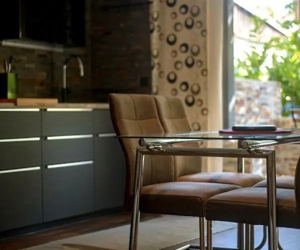 Cute Sunny Kod1 Apartma *