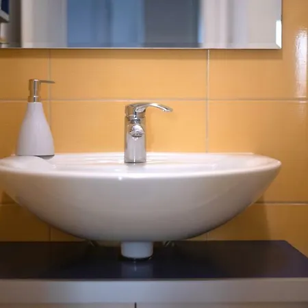 Cute Sunny Kod1 Любляна